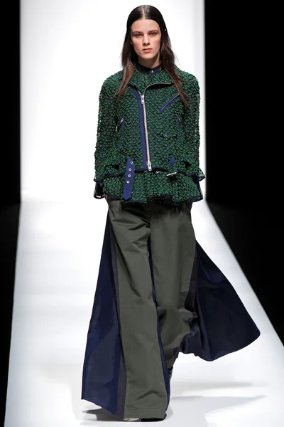 Look 26